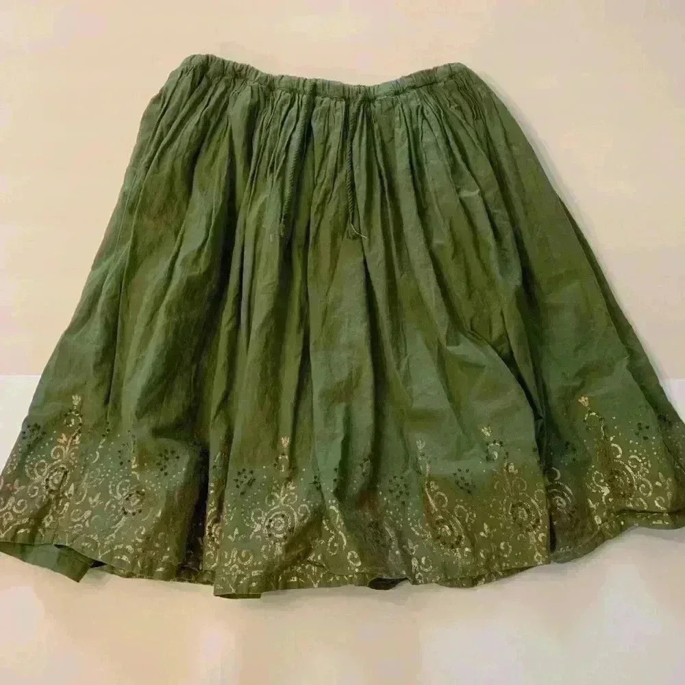 Girls S(6-7) Gap skirt